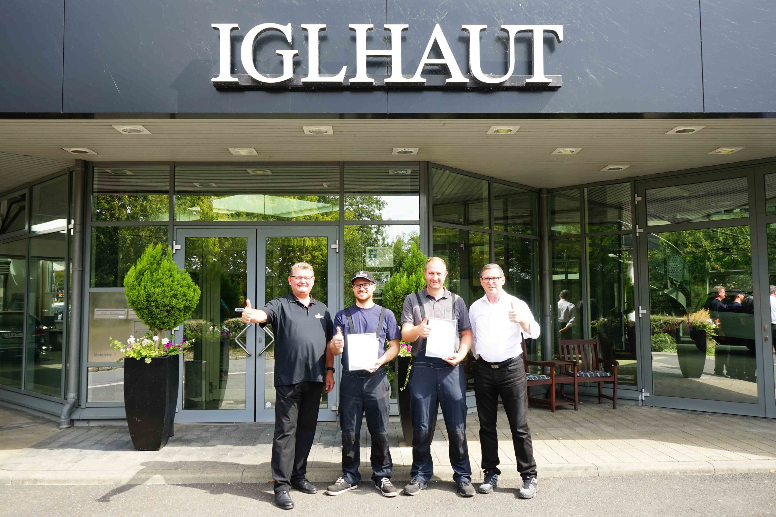 Jubilare in Marktbreit! Peter Straßberger 15 Jahre und Hartmut Will 20 Jahre IGLHAUT Betriebszugehörigkeit!