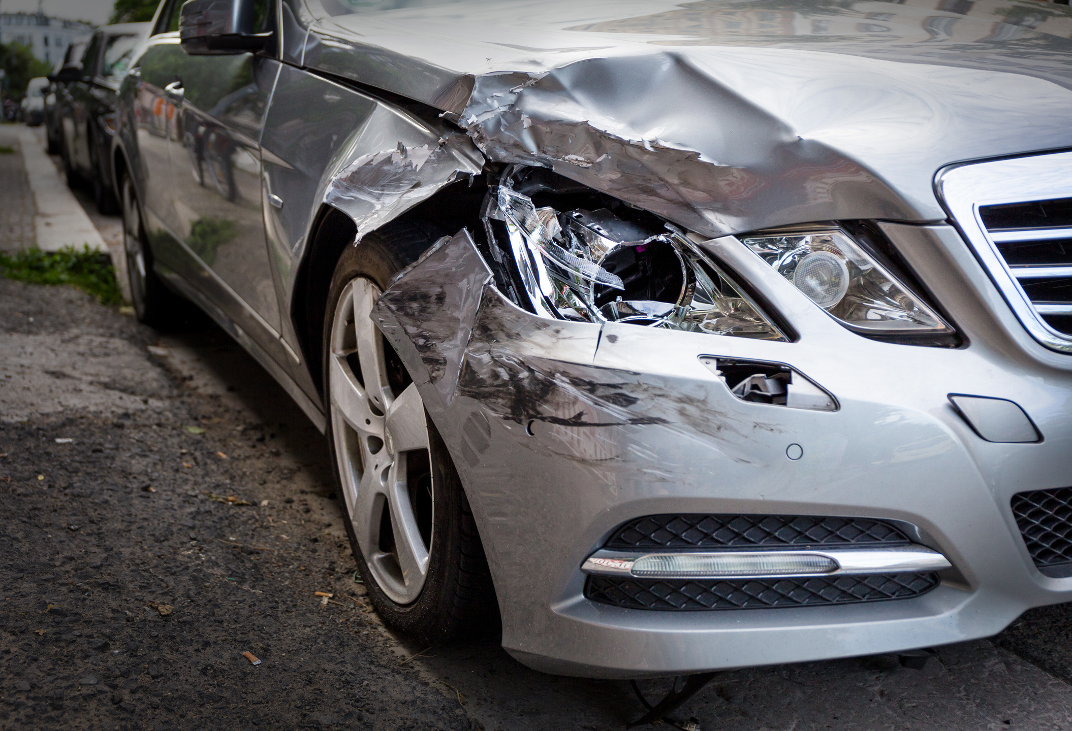Iglhaut-Mercedes-E-Klasse-Reparatur